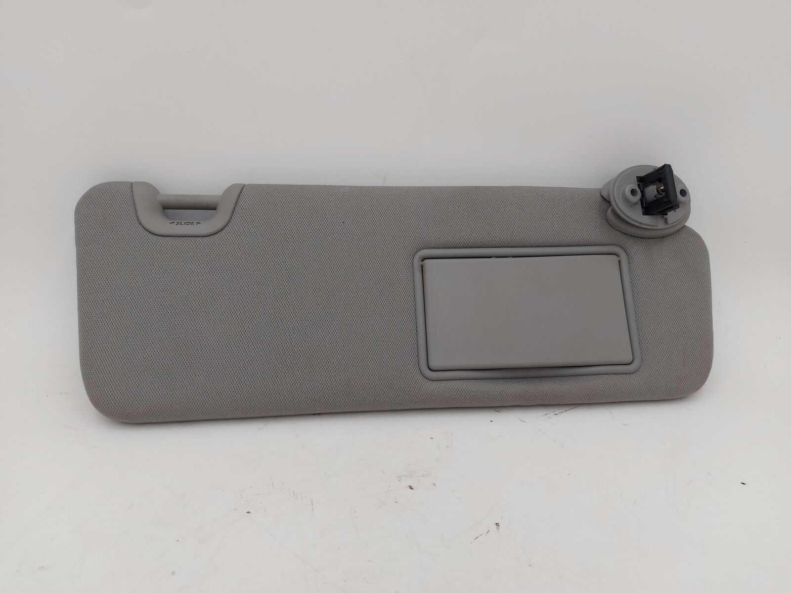 14-19 TOYOTA HIGHLANDER RH Right Sun Visor Grey Illuminated *DISCOLORATION*