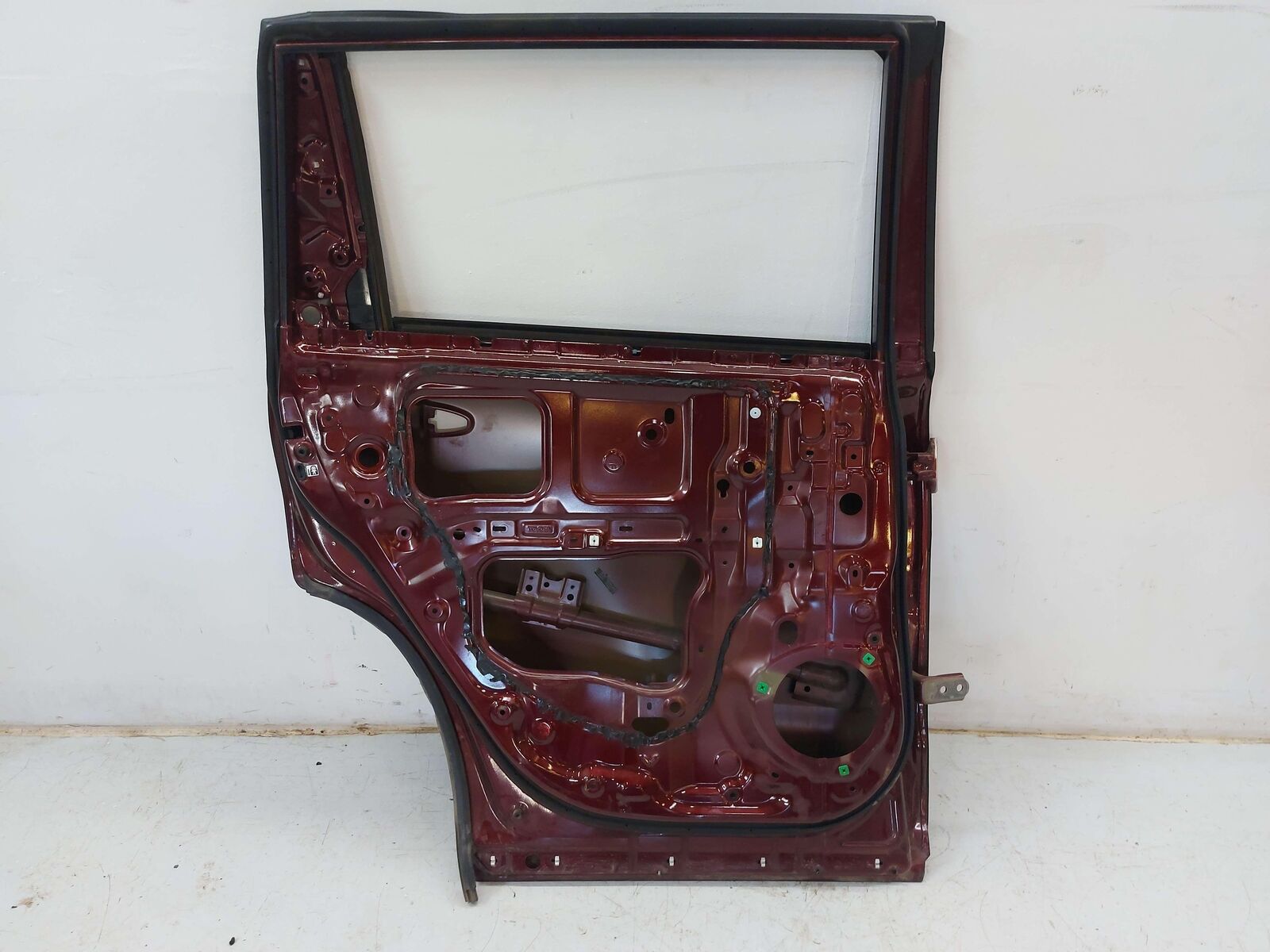 14-19 TOYOTA HIGHLANDER REAR LEFT DOOR SHELL RED ROUGE MICA 3T0 SHELL*