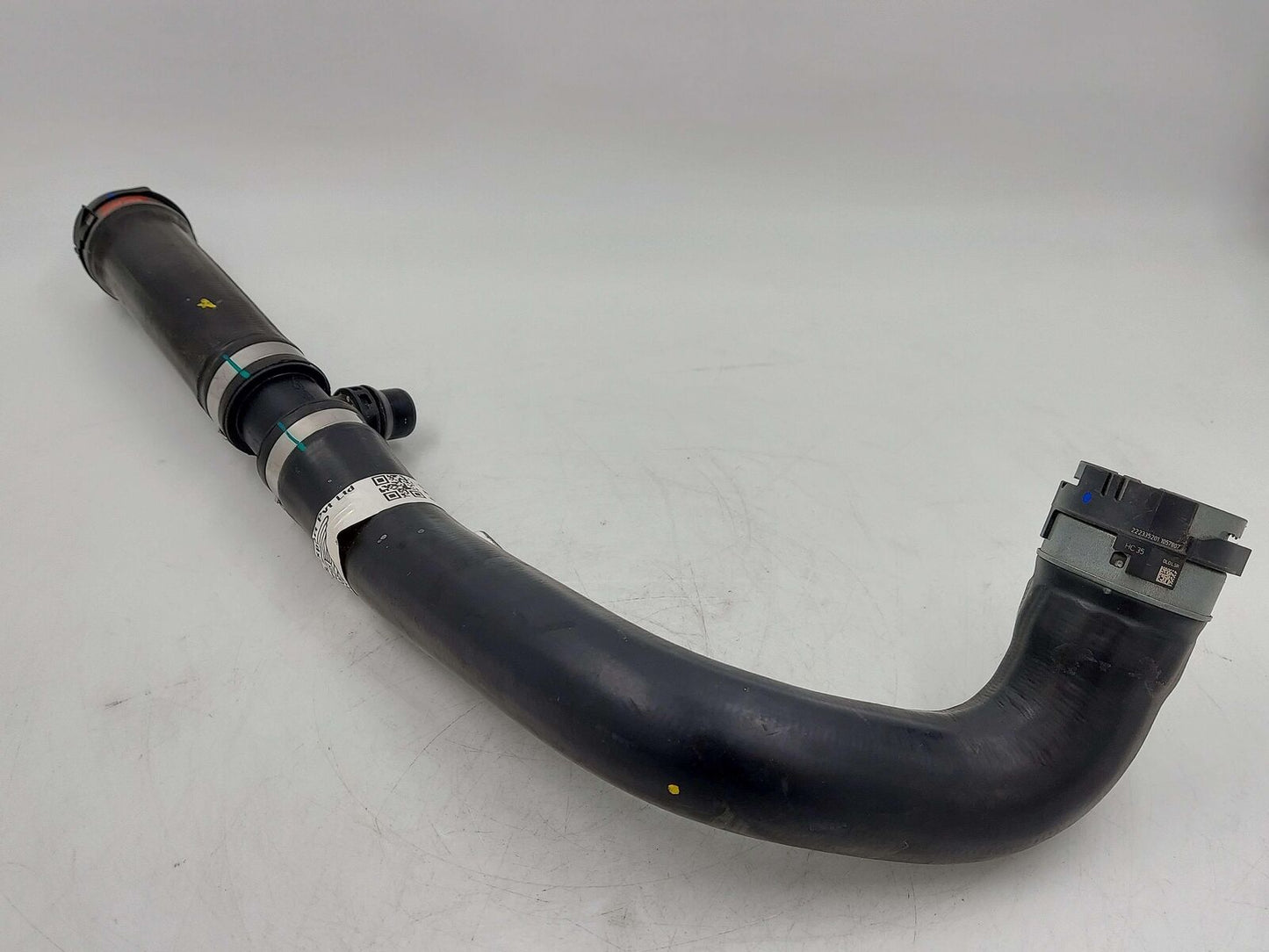 2024 ASTON MARTIN DB12 VOLANTE WATER COOLANT LINE HOSE PIPE RY63-8333-AC