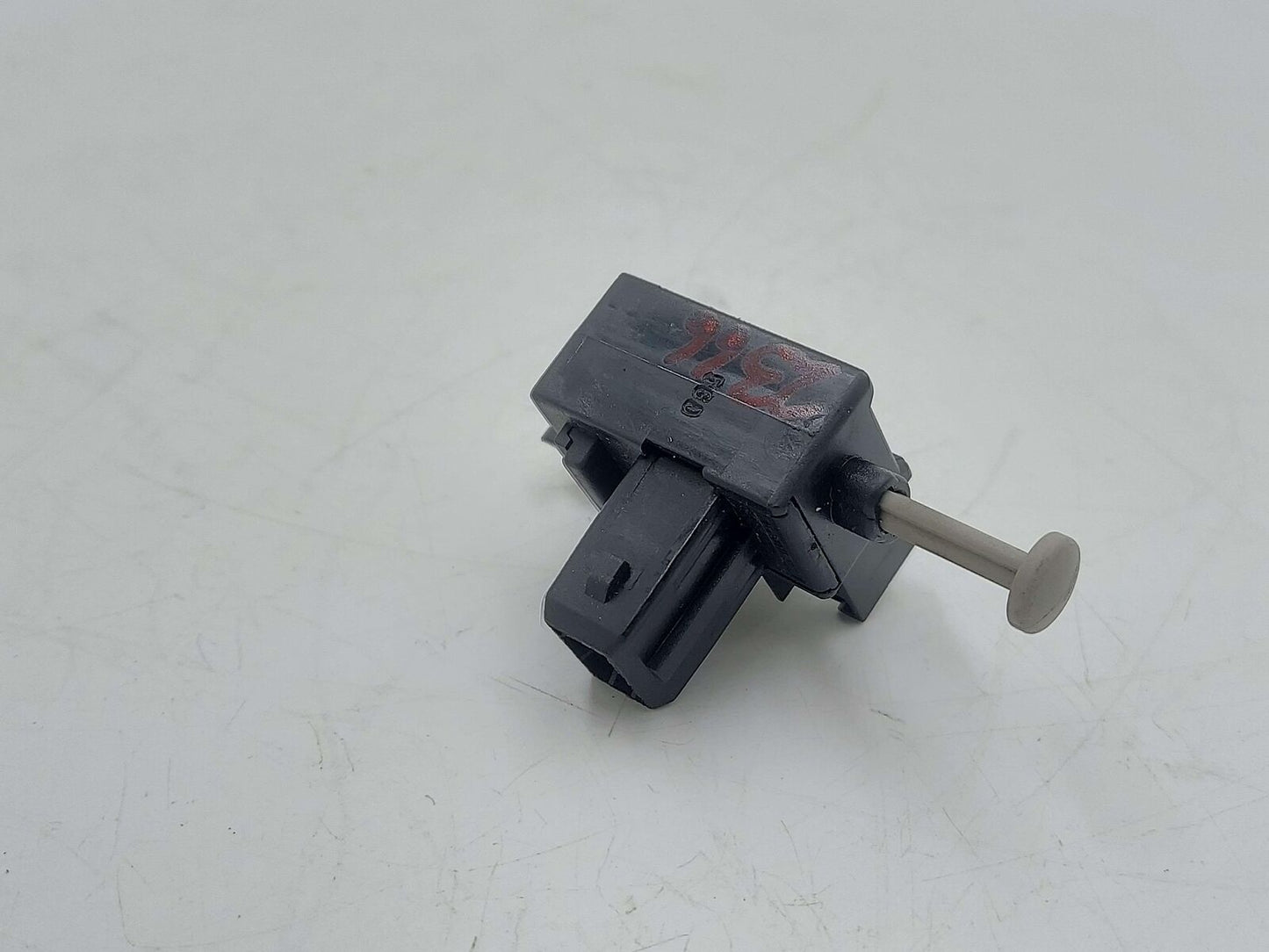 2006 FORD GT GT40 SUPERCAR CLUTCH SAFETY SWITCH 94BB-11A152-AD OEM