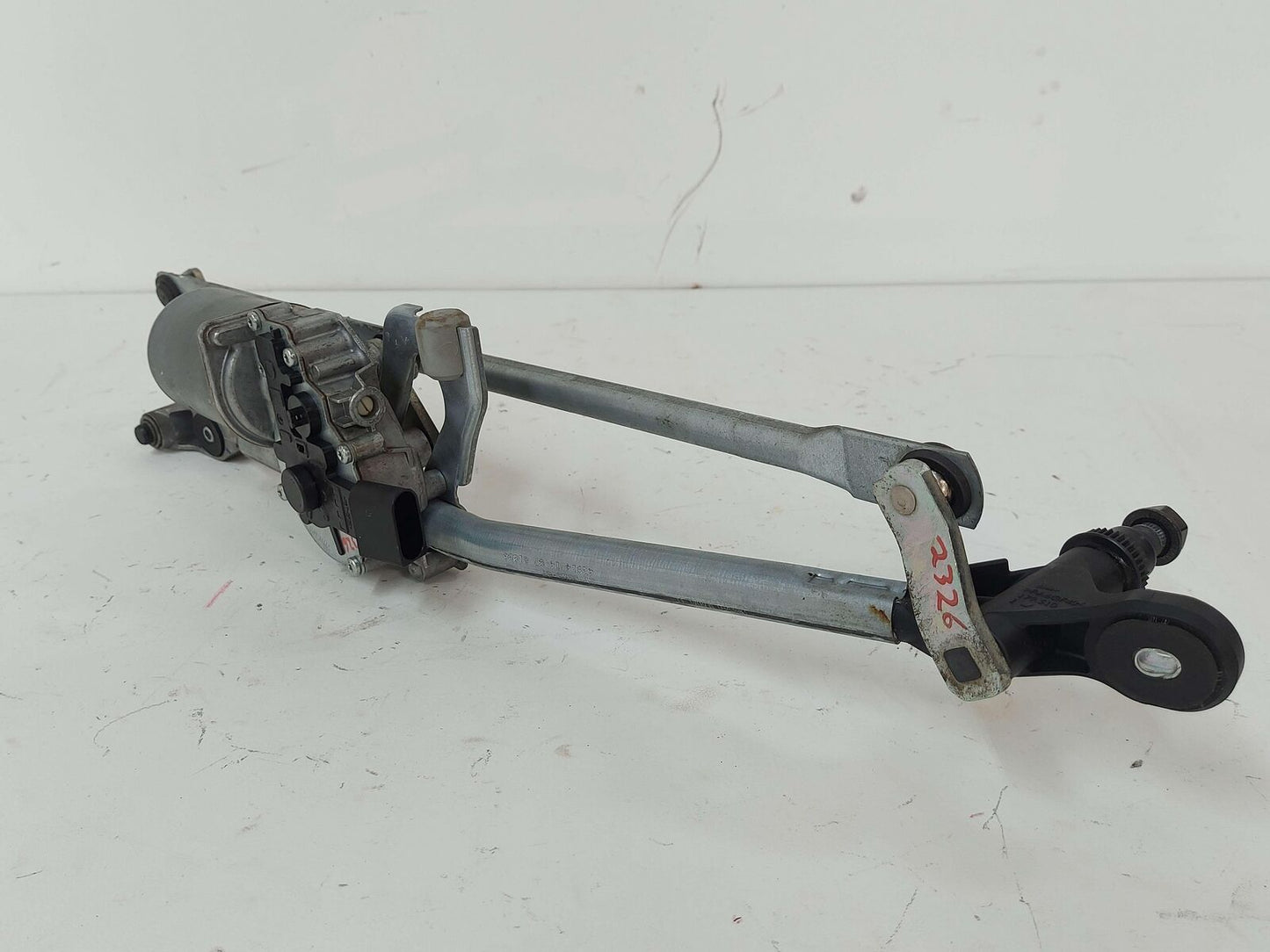 12-15 BMW X1 E84 WINDSHIELD WIPER TRANSMISSION LINKAGE W/ MOTOR 2992465 2990025