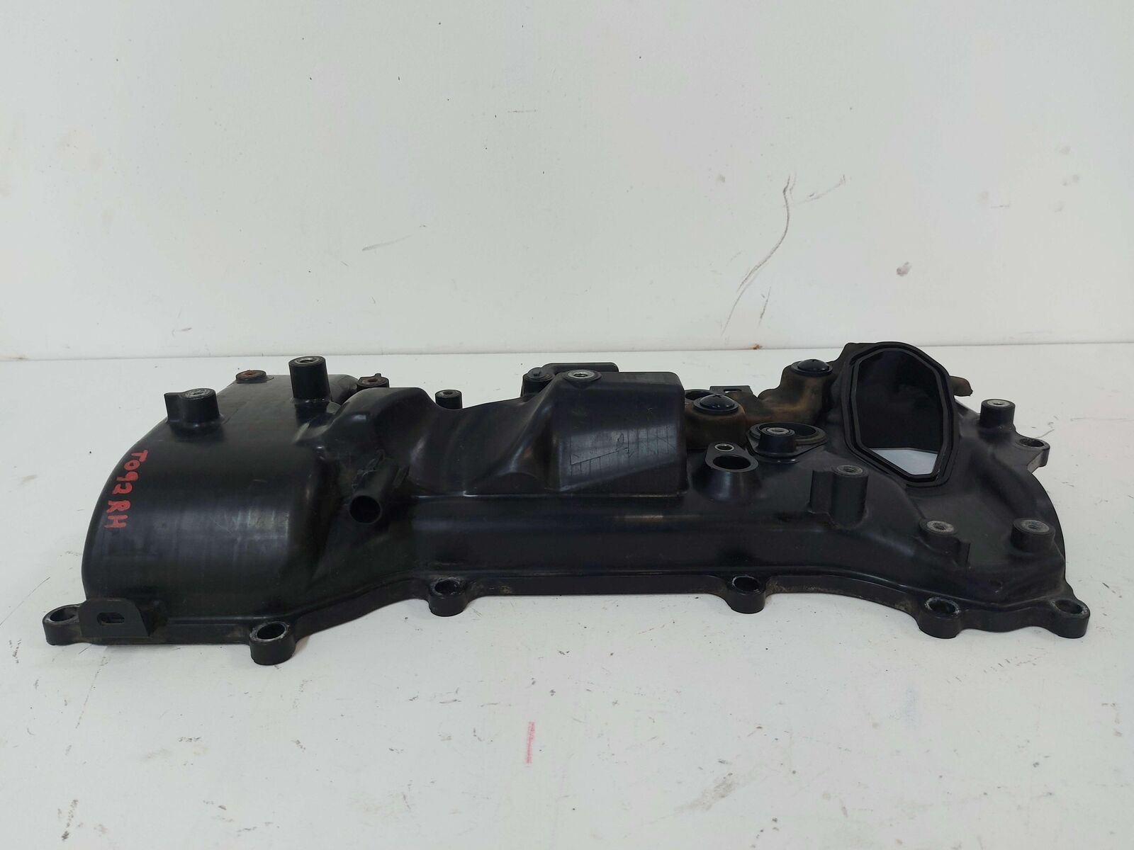 16-19 Lexus RX450 Hybrid RH Right Engine Motor Valve Cover 112010P010 97K KMS