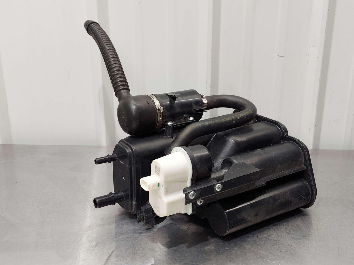 2023 McLaren Artura Evaporator Charcoal Canister 16K0009 3K KM