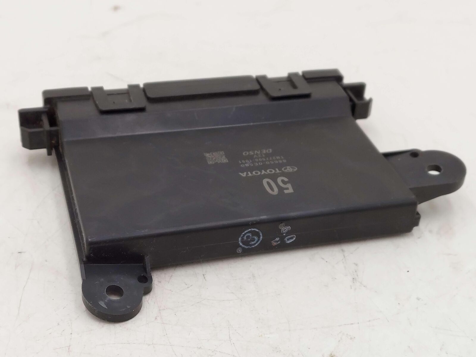 20 TOYOTA HIGHLANDER BLOWER MOTOR TEMPERATURE CONTROL MODULE 88650-0E500