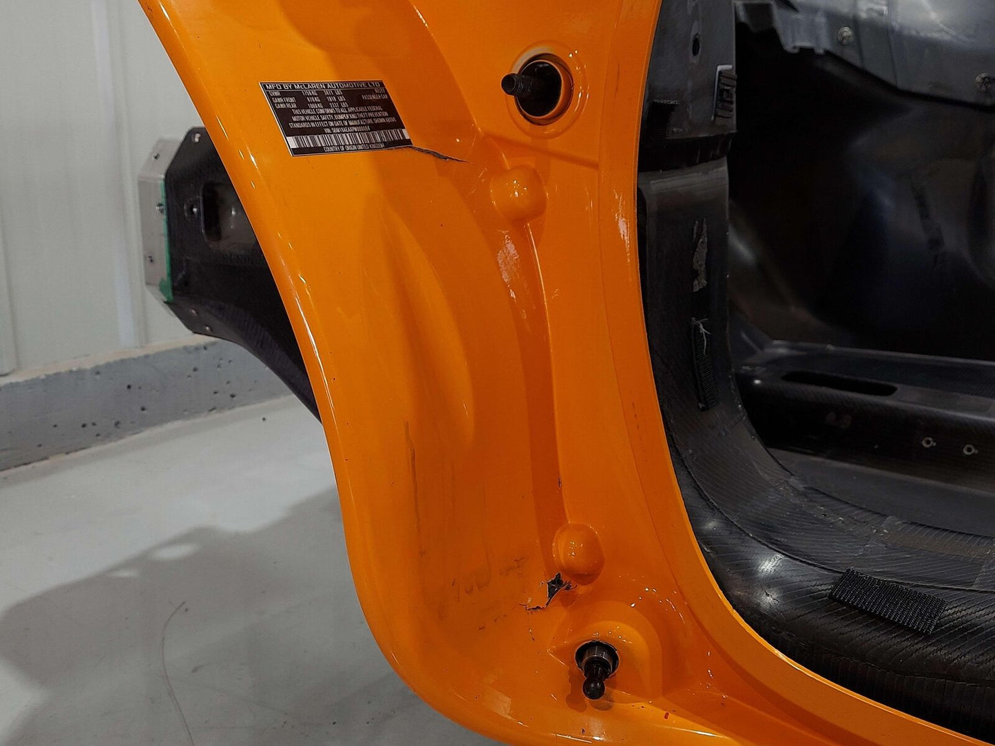 2023 Mclaren Artura Frame Body Shell Cabin Cockpit *needs repairs*