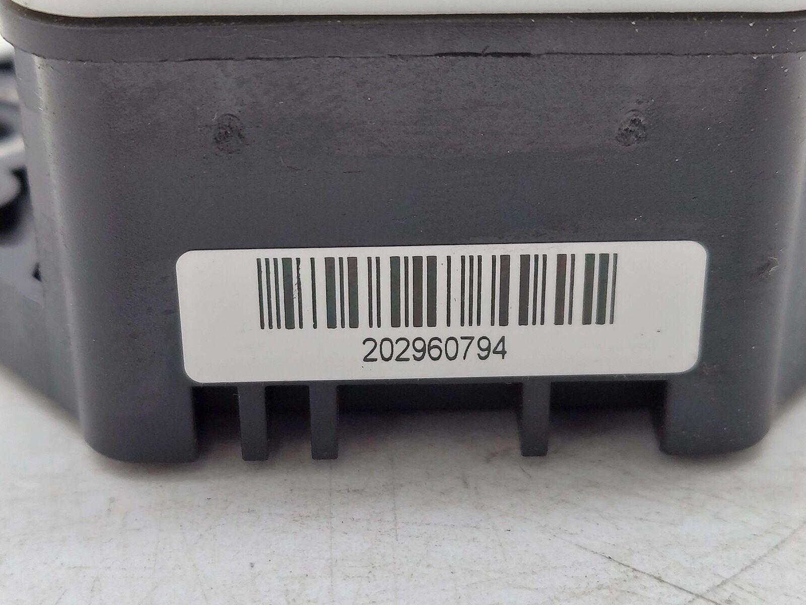 2010 Maserati GranTurismo S M145 Coupe CONTROL MODULE YAW RATE SENSOR 0265005616