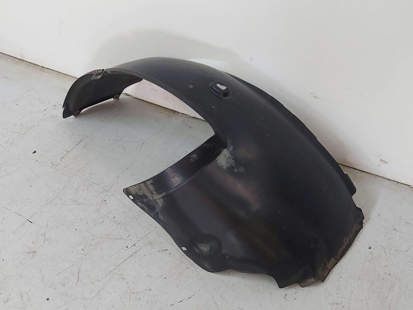 06-13 Porsche 911 997 Front LH Left Quarter Inner Rearward Fender Liner Coupe