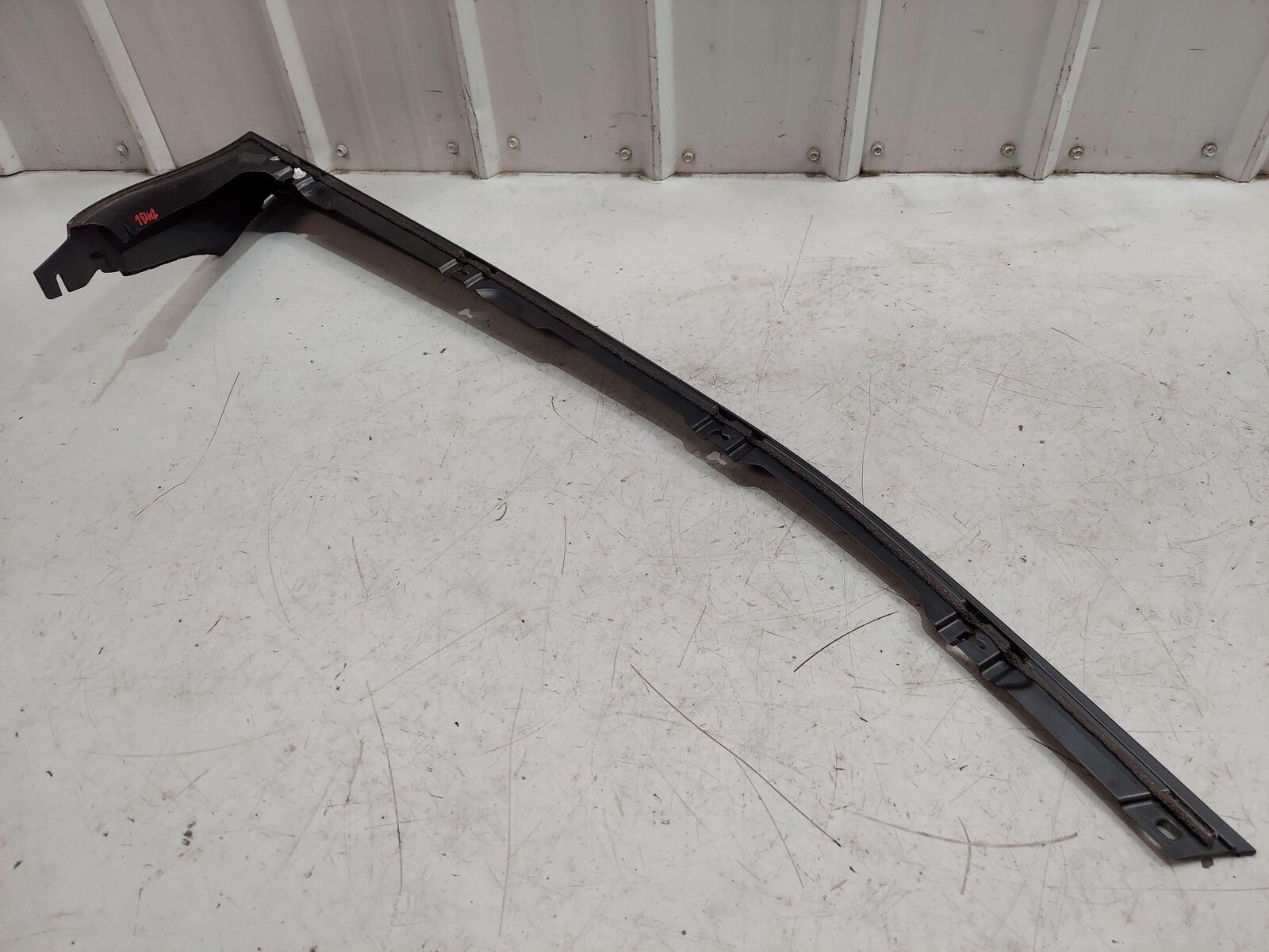 2016 MCLAREN 540C LEFT DOOR BLADE MOUNTING TRIM 13A5857CP 13A3997CP