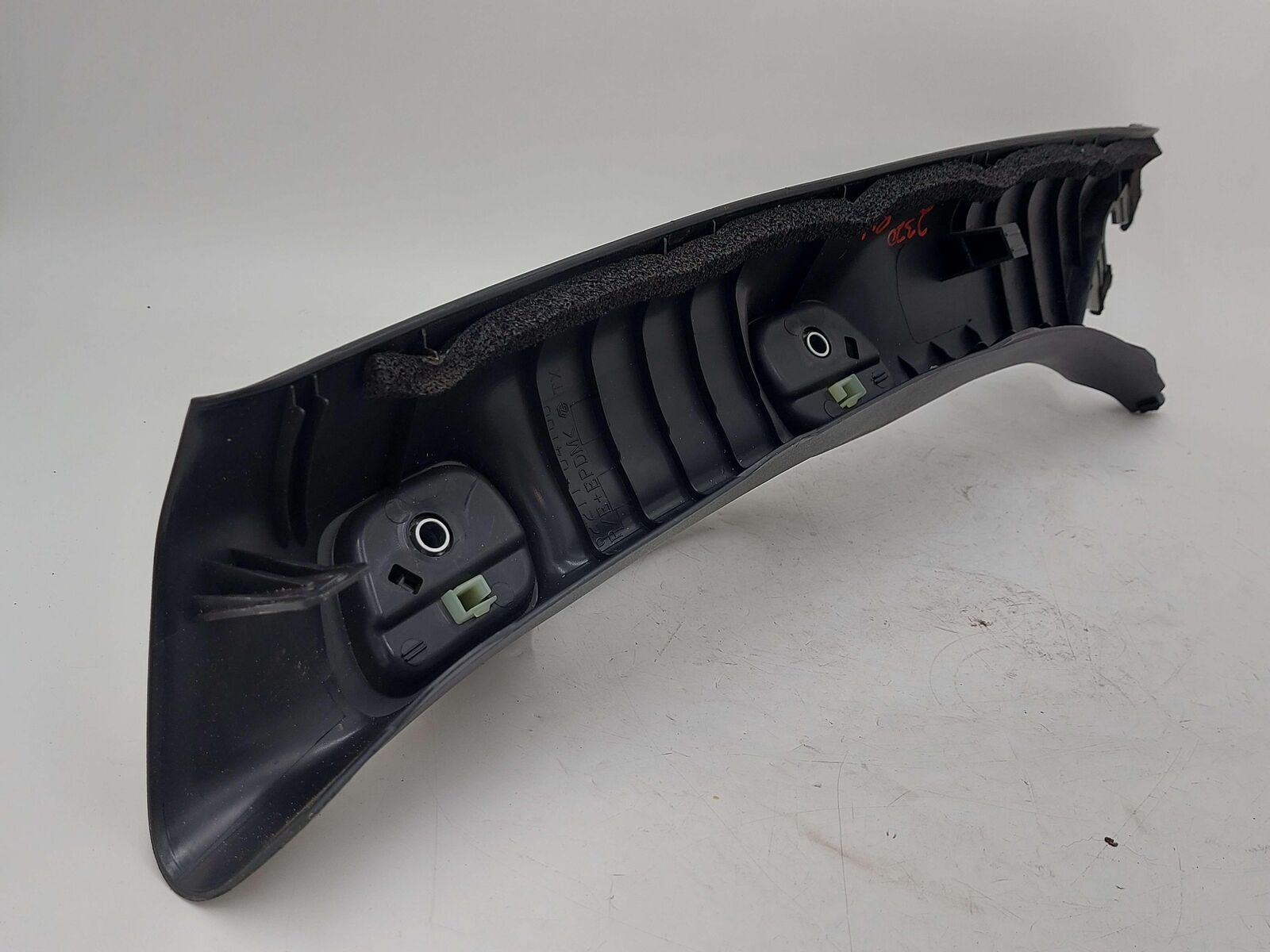 2020 TOYOTA TACOMA RH RIGHT A-PANEL TRIM BLACK 62211-04100