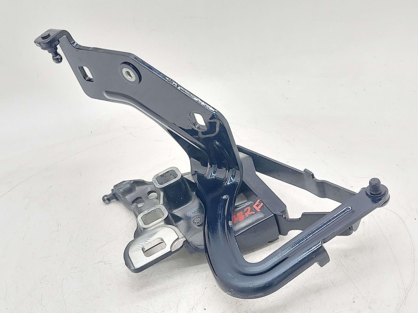 2024 ASTON MARTIN DB12 VOLANTE RIGHT HOOD HINGE ULTRAMARINE BLACK RY53-16S06-AB