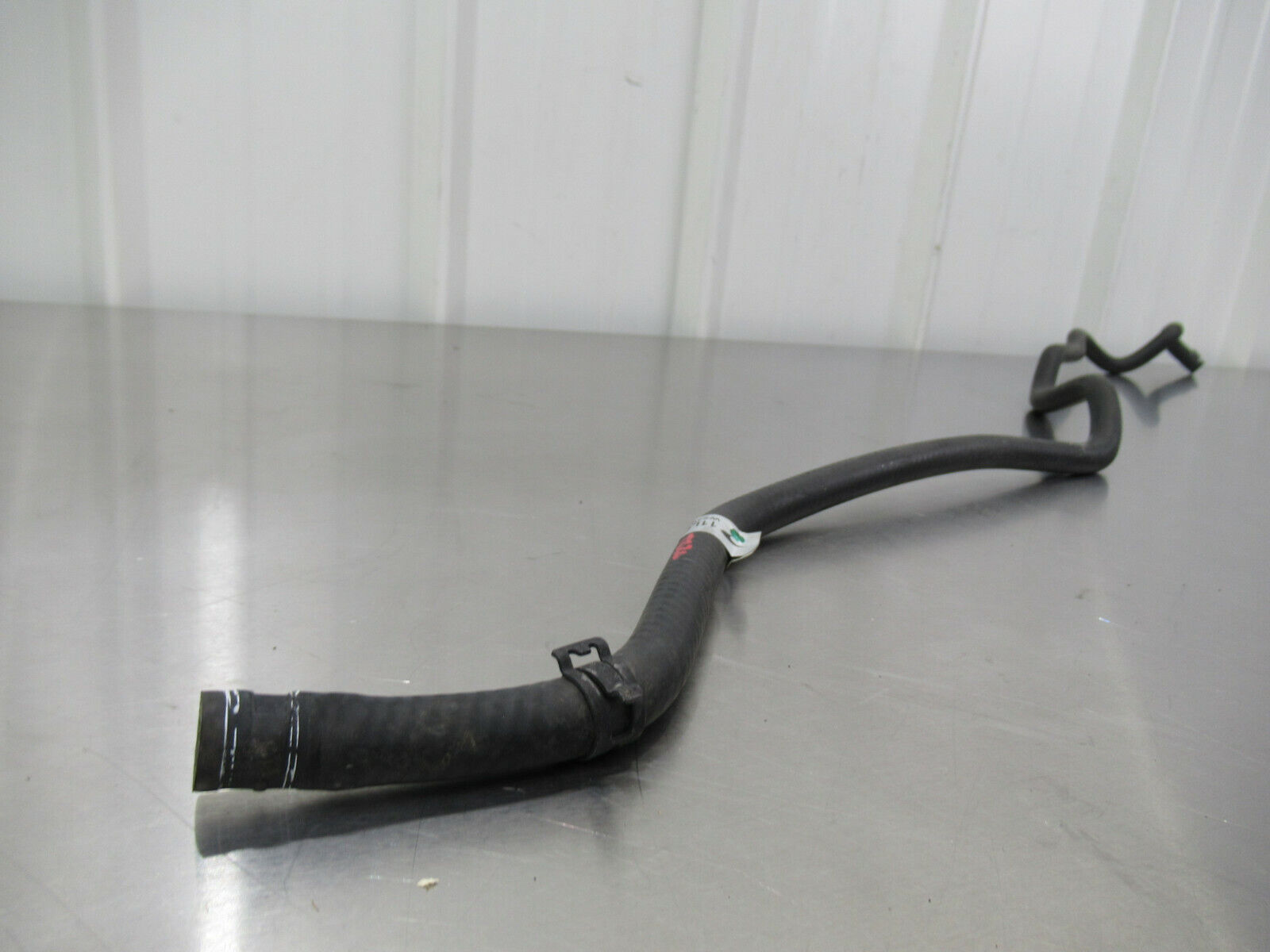 T020 2016 16 MCLAREN 570S COOLANT HOSE #6 11L0367CP