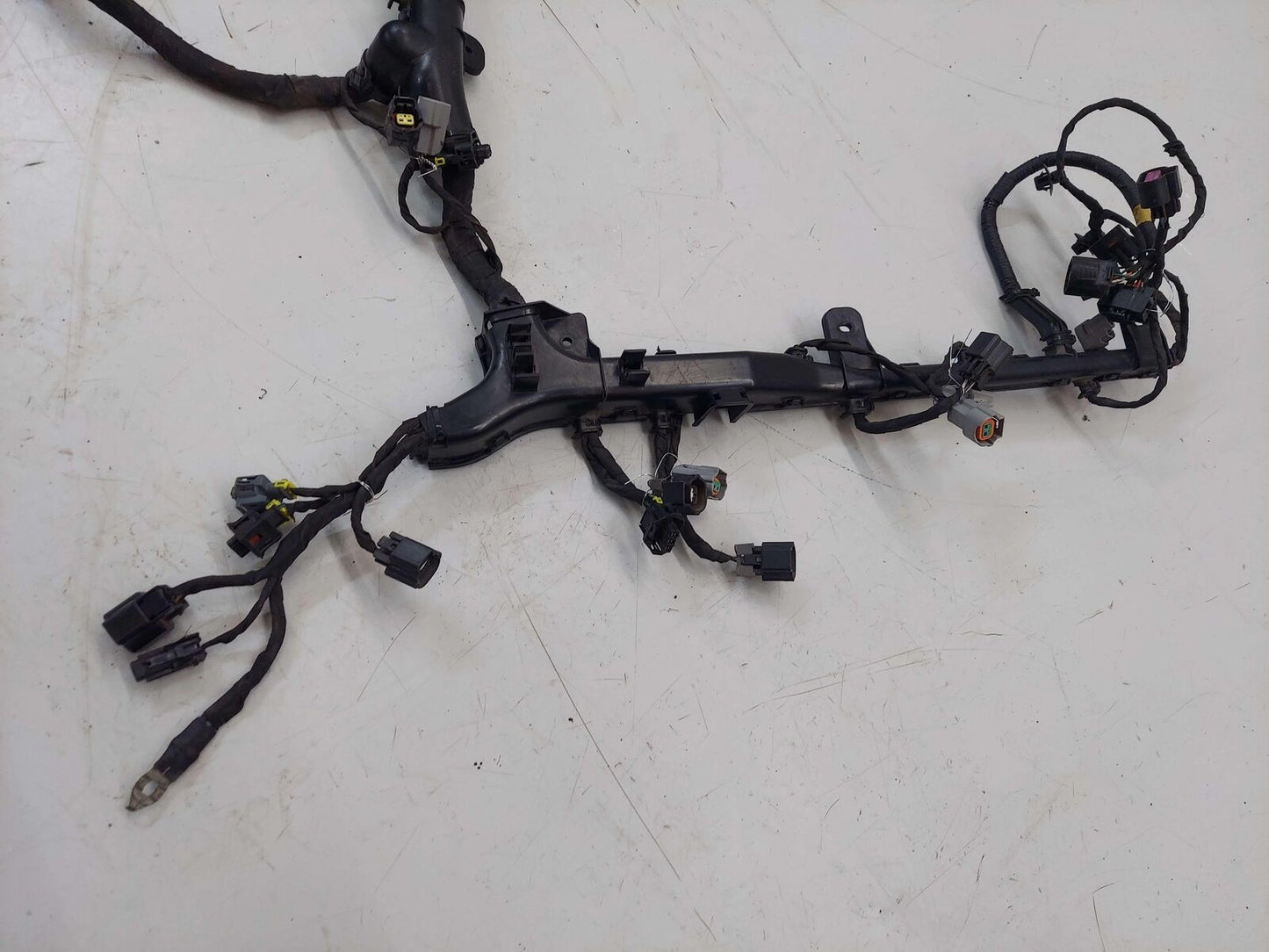 2010 HYUNDAI GENESIS 4.6L ENGINE WIRE WIRING HARNESS SEDAN 914103M021 *NOTES*