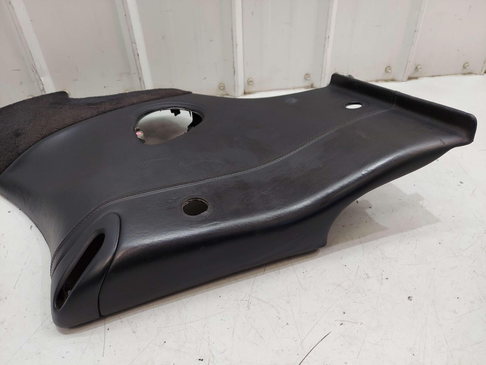 2001 PORSCHE 911 996 CARRERA LEFT QUARTER TRIM PANEL LEATHER BLACK *NOTE