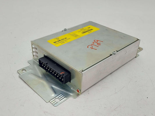 05-12 PORSCHE 911 AMPLIFIER 98764533101 7204112002