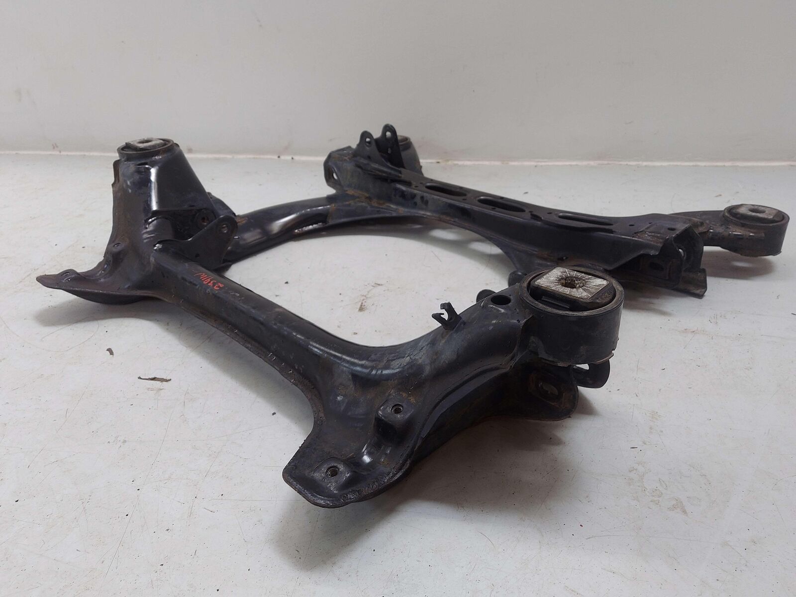 11-18 PORSCHE CAYENNE GTS 958 FRONT SUB FRAME CROSSMEMBER CRADLE 7L0499435