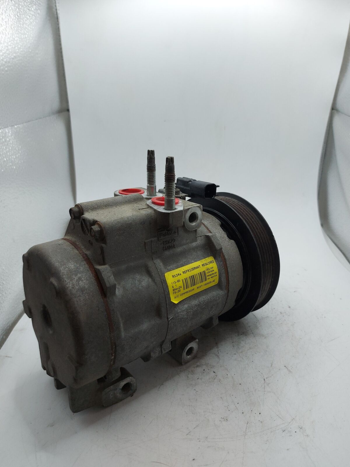 09 10 FORD F350 SD f350sd A/c AC Air Compressor 9c3t-19d629-ae 124K Km's