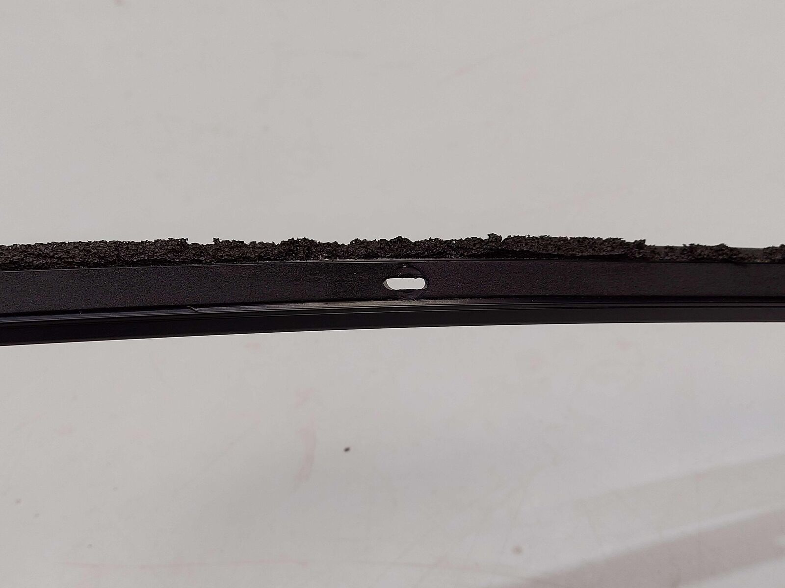 2023 McLaren Artura RH Right Roof Drip Rail *scratched Foam Torn* 16AD508CP