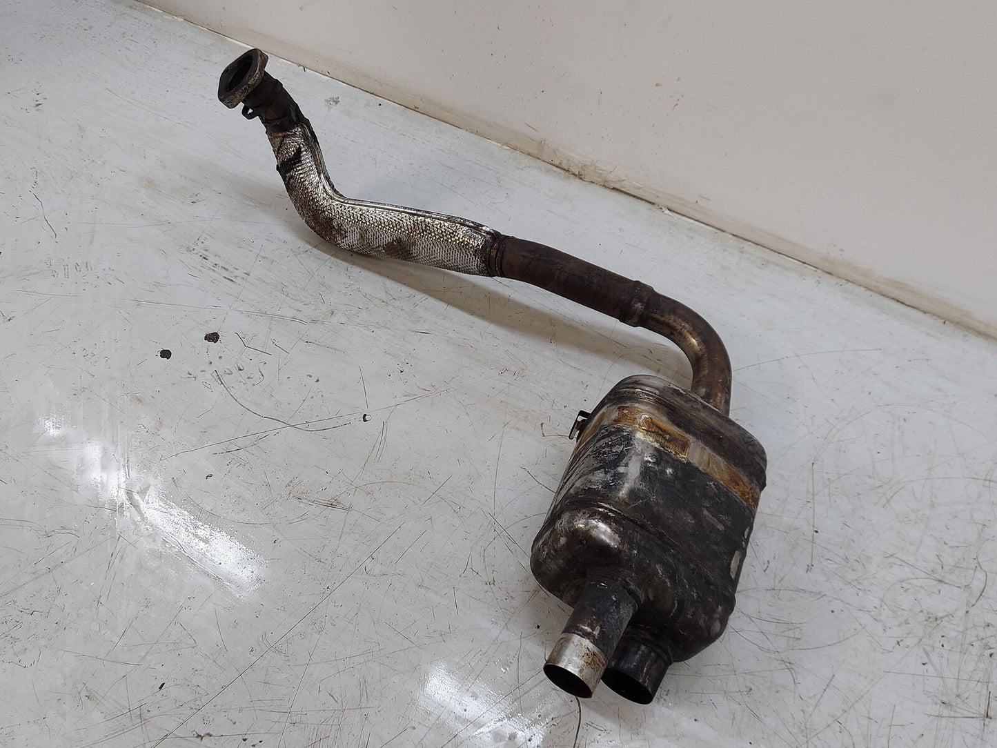 17-22 Porsche Cayman 718 LH Left Muffler *Fire Damage* 051-0764703