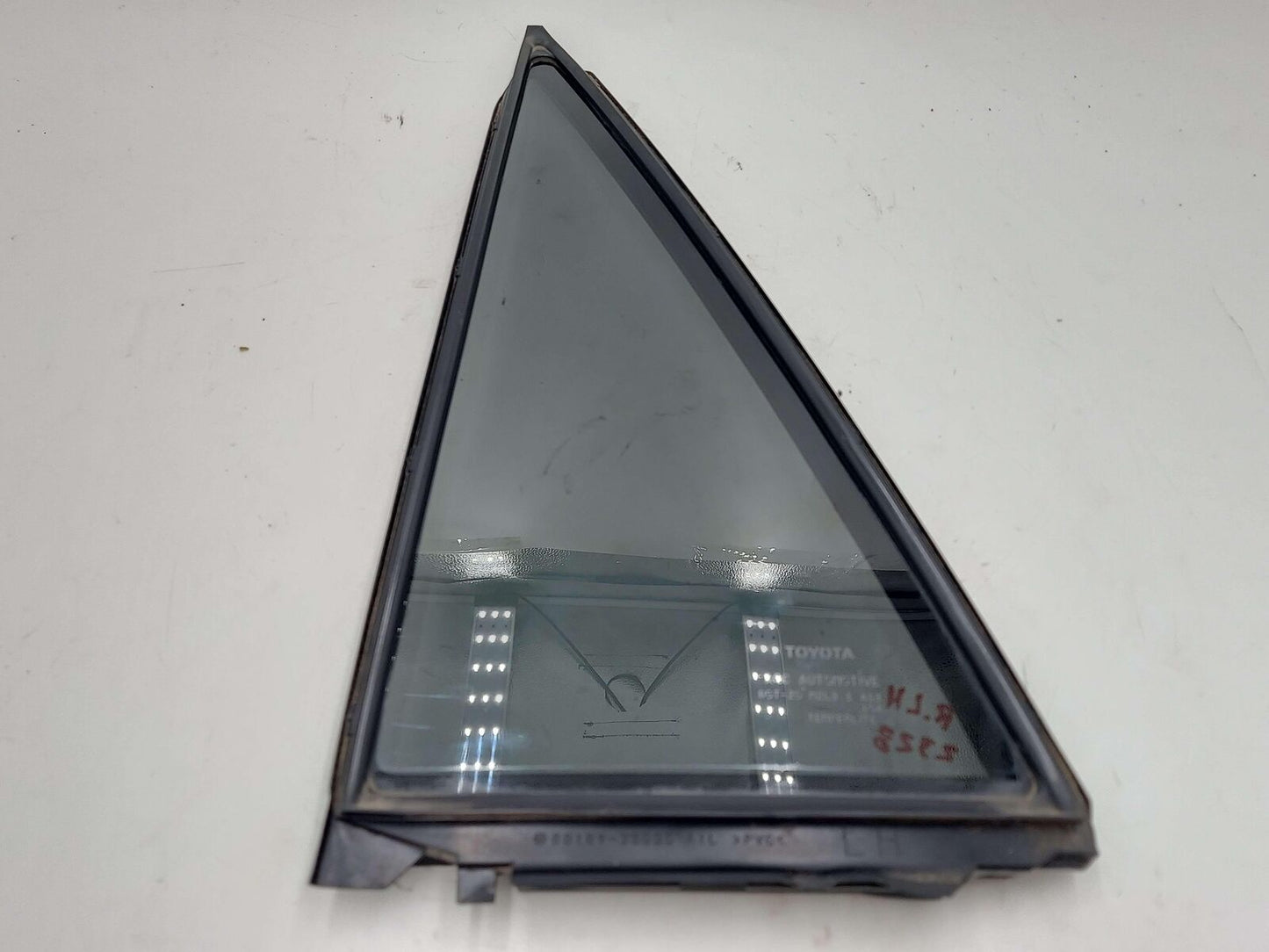 10-23 TOYOTA 4RUNNER REAR LEFT VENT GLASS WINDOW 6812435080