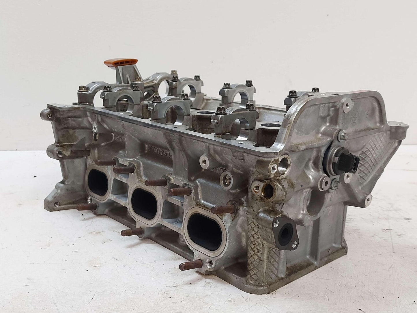 17-18 PORSCHE MACAN ENGINE CYLINDER HEAD 3.0L LH 946104105AR 95B