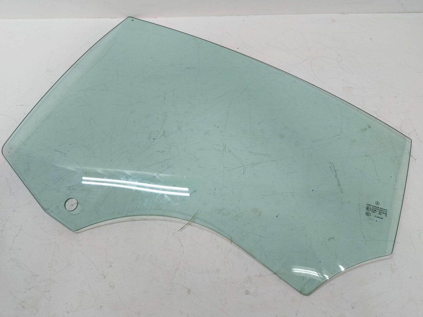 12-18 Mercedes W218 CLS63s AMG REAR LEFT DOOR WINDOW GLASS 2187350500