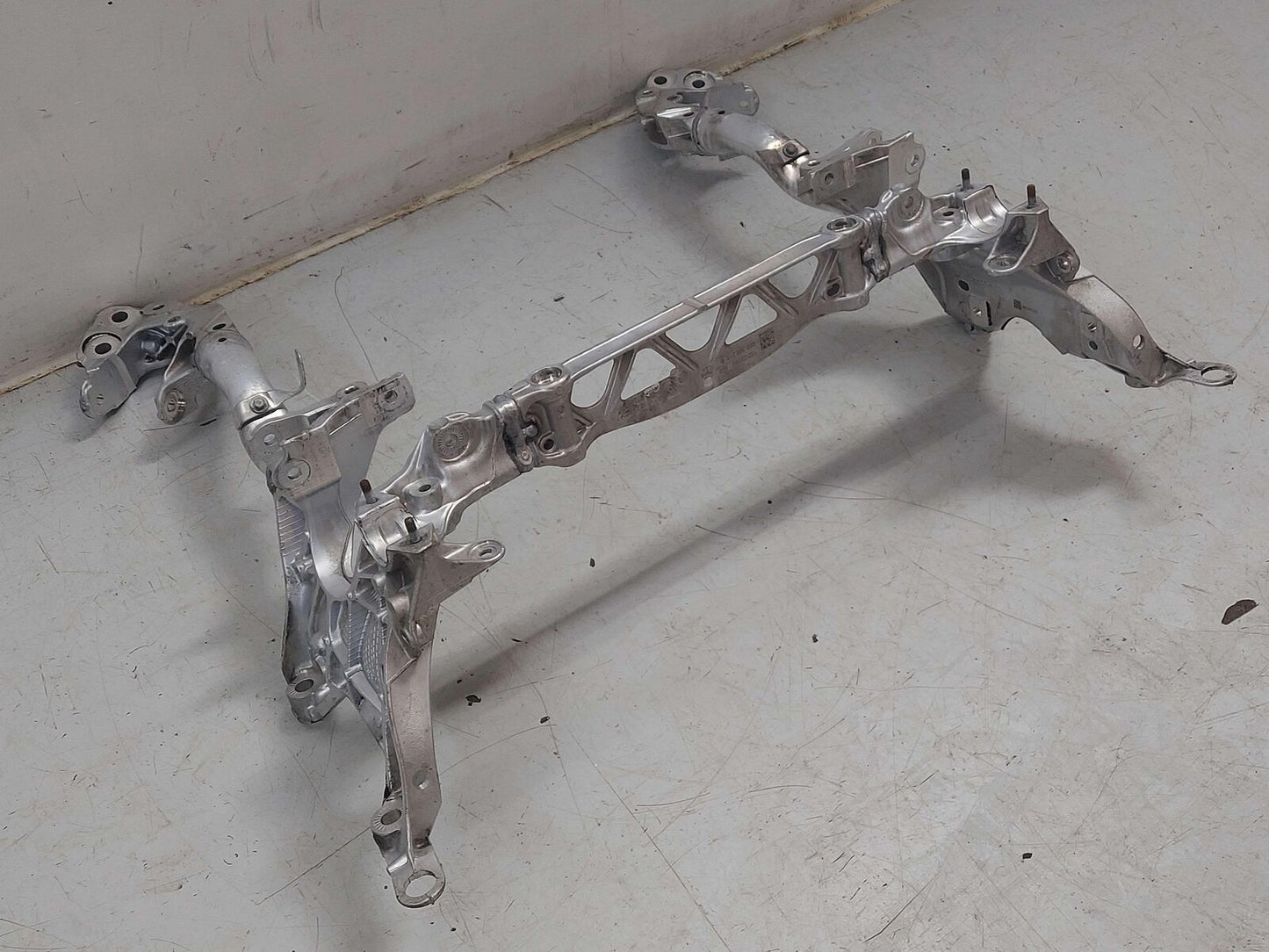 15-18 PORSCHE MACAN S 95B FRONT SUB FRAME CROSSMEMBER CRADLE 95B399315B