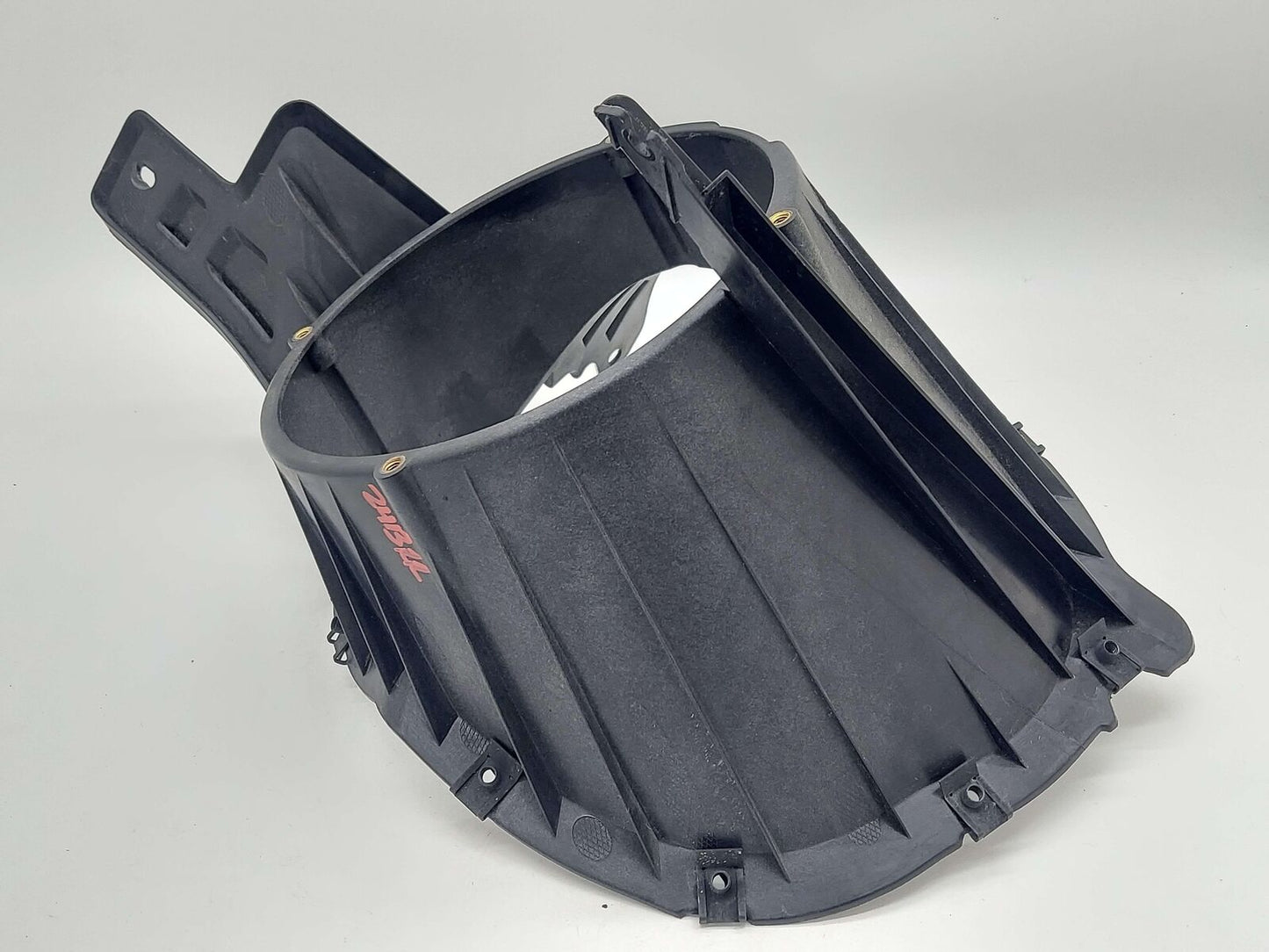 2016 MCLAREN 540C REAR RIGHT FAN SHROUD AIR GUIDE DUCT 13A5291CP