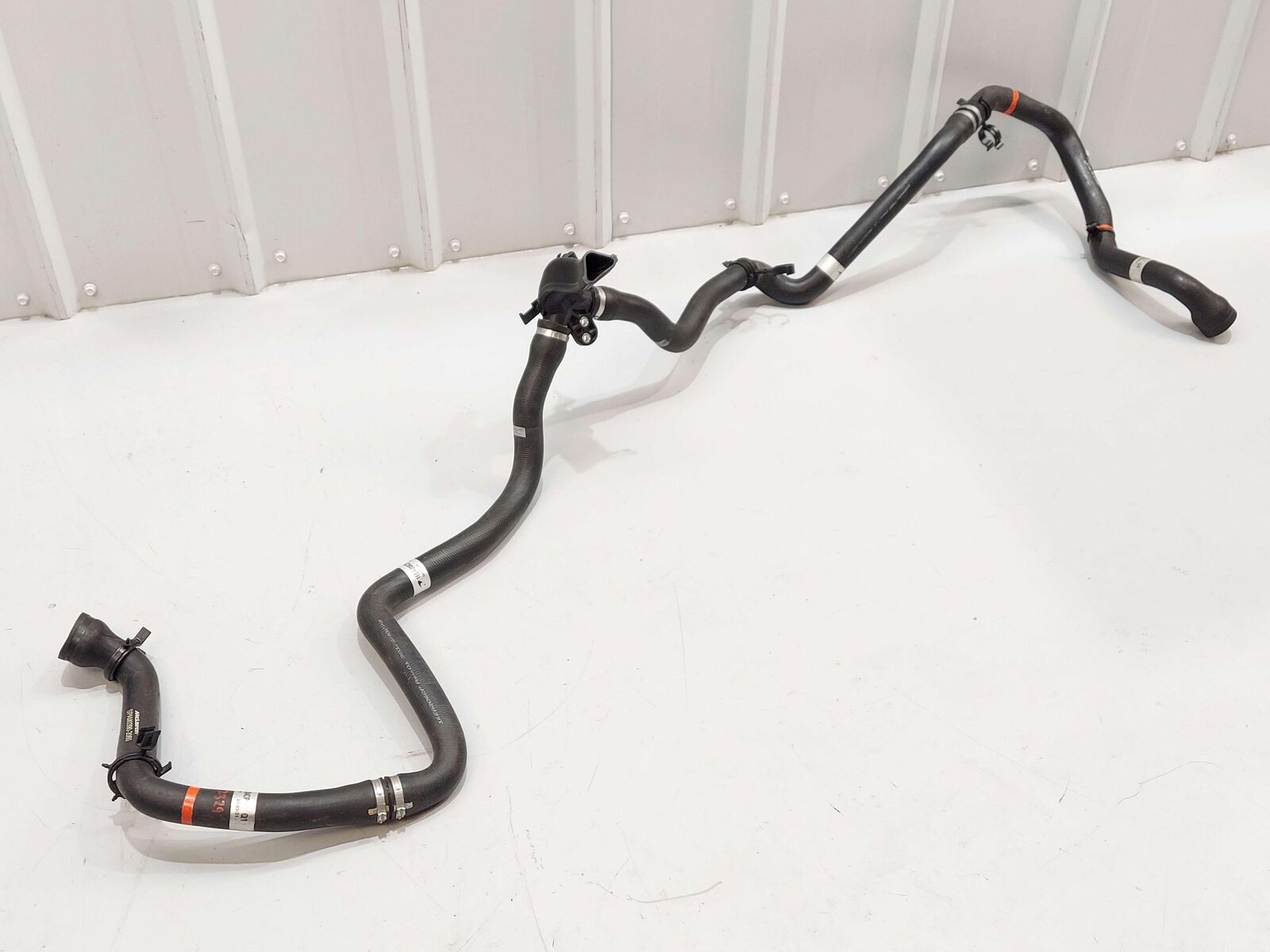 2023 McLaren Artura Hose Turbo Air Cooler Hose *gouge* 16FB495CP 16EA204CP