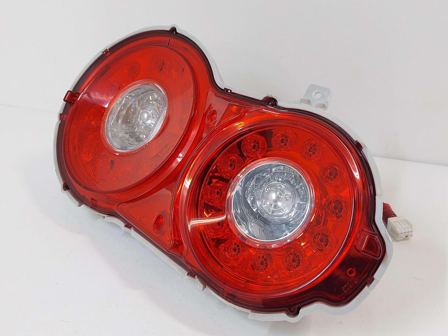 09-11 Nissan GTR GT-R R35 LH Left Tail Light Lamp