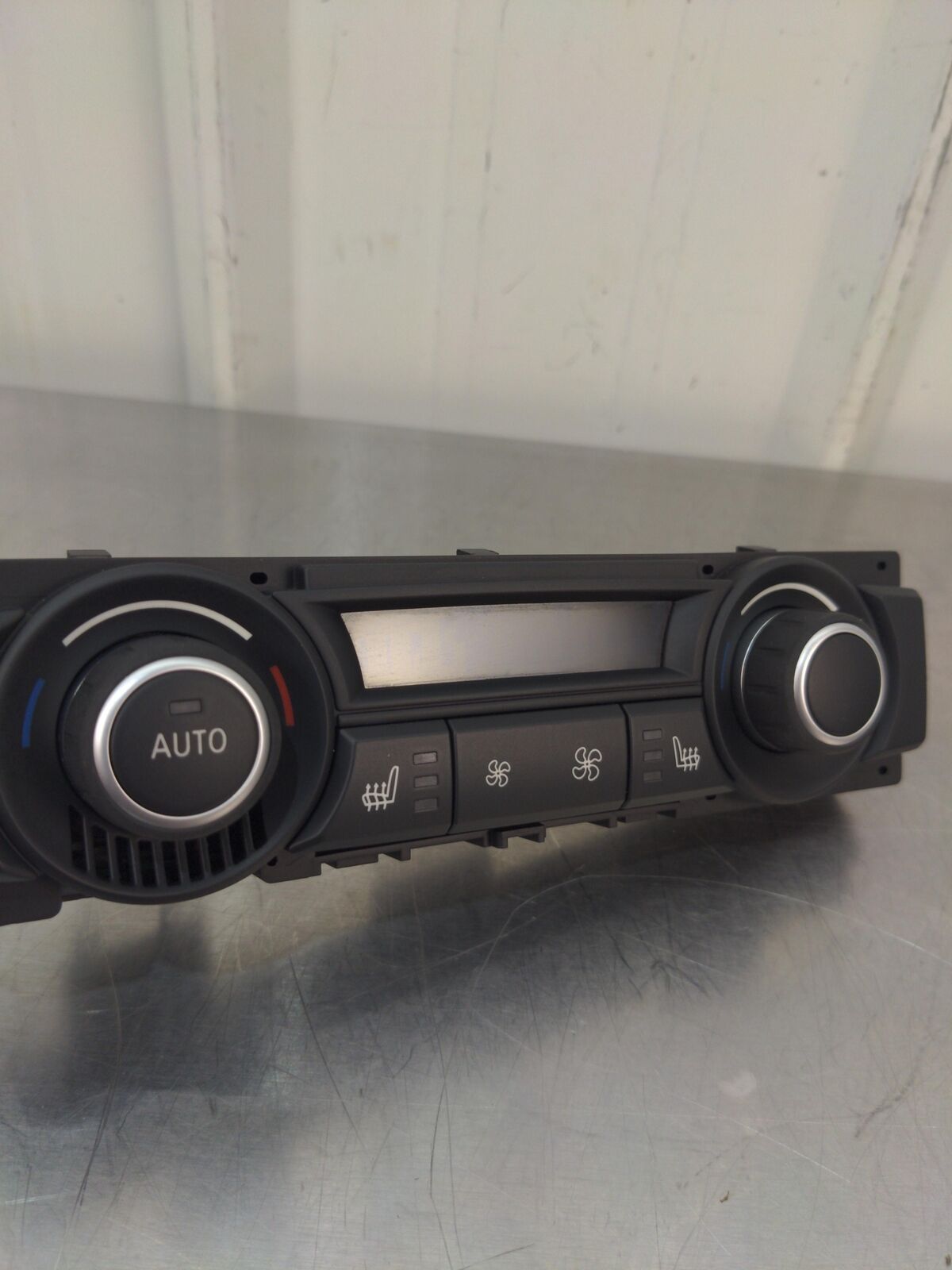 2012 BMW X5M Heater A/c ac Control 9215515 Rear