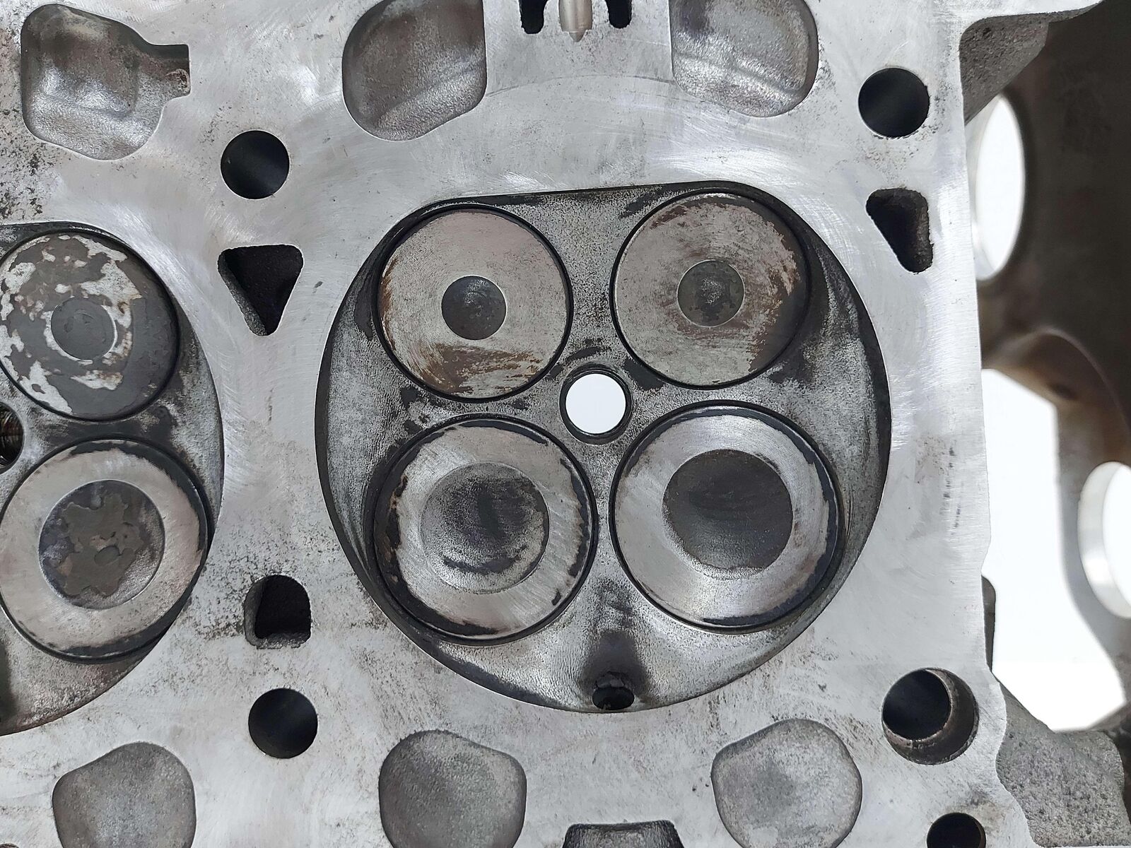 09-13 PORSCHE 911 CARRERA 4S 997.2 3.8L MA1.01 LEFT ENGINE MOTOR CYLINDER HEAD