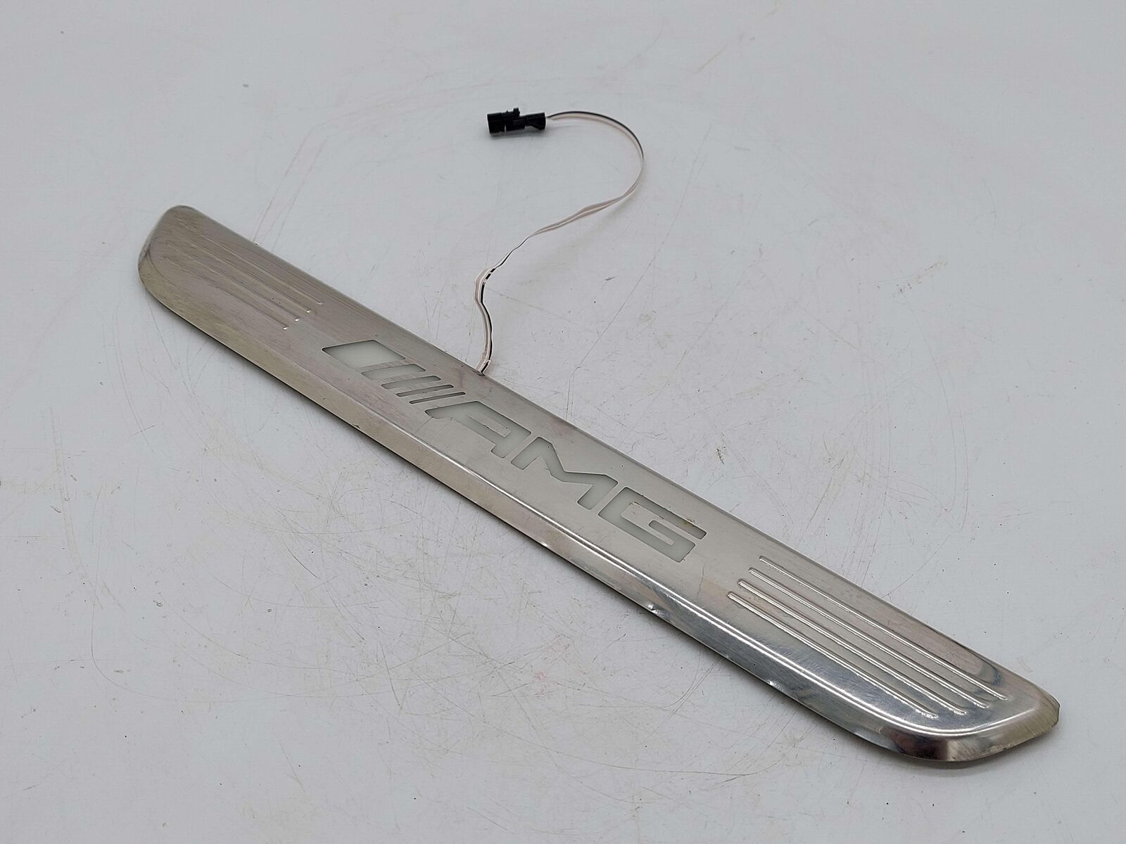 19 Mercedes E63s AMG W213 Front LH Left Door Sill Plate Illuminated A2056800535