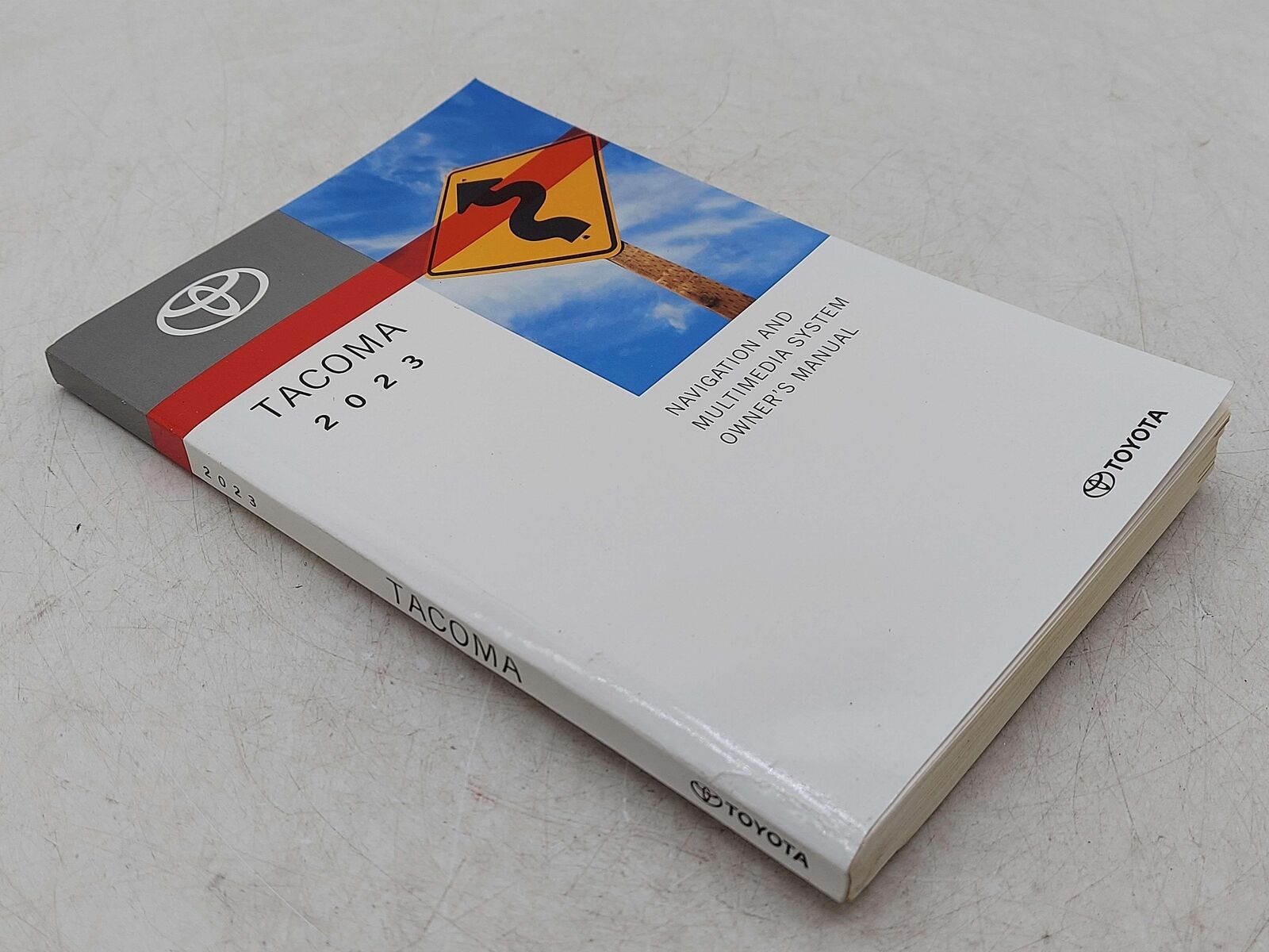 2023 TOYOTA TACOMA OWNERS MANUAL PJ283-42M01-P1 PJ283-42M01 TRD OFFROAD CREW