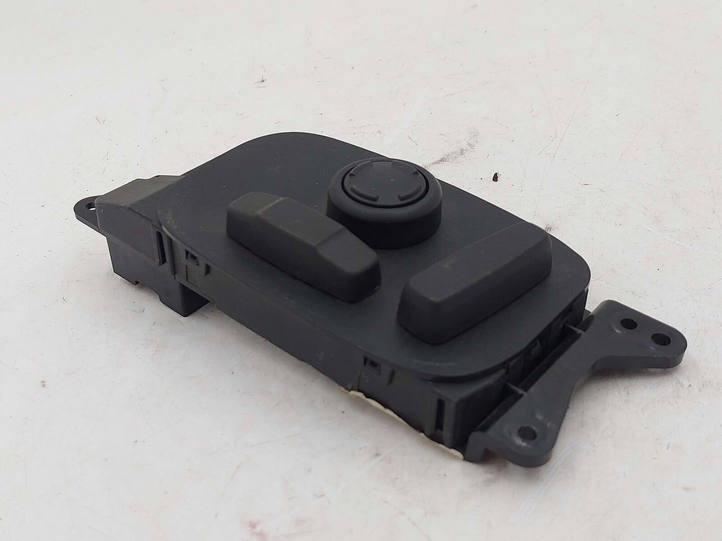 18 19 20 JAGUAR F-PACE Gx73-14b566-gb FRONT LEFT SEAT CONTROL SWITCH