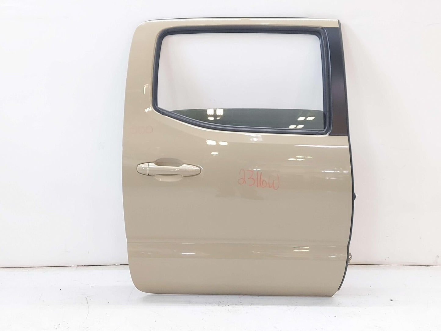 16-23 TOYOTA TACOMA REAR RIGHT DOOR QUICKSAND BEIGE 4V6 CREW CAB