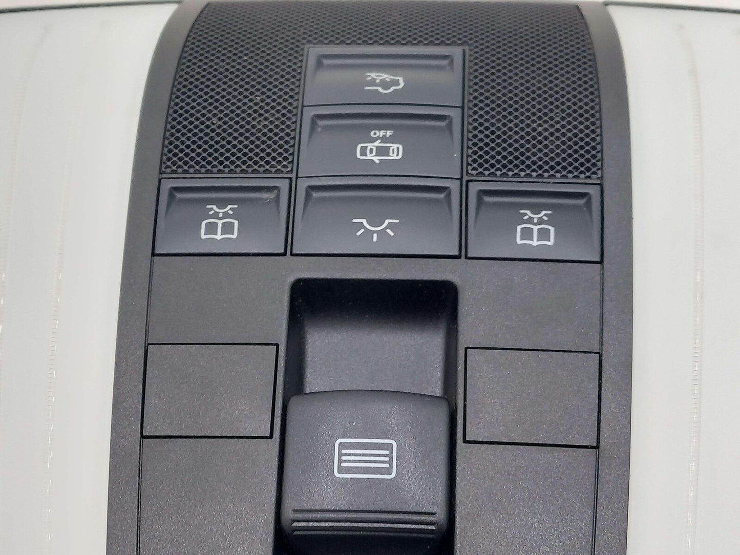 14 MERCEDES CLS550 C218 OVERHEAD ROOF CONSOLE DOME MAP LIGHT SWITCH 2129001123