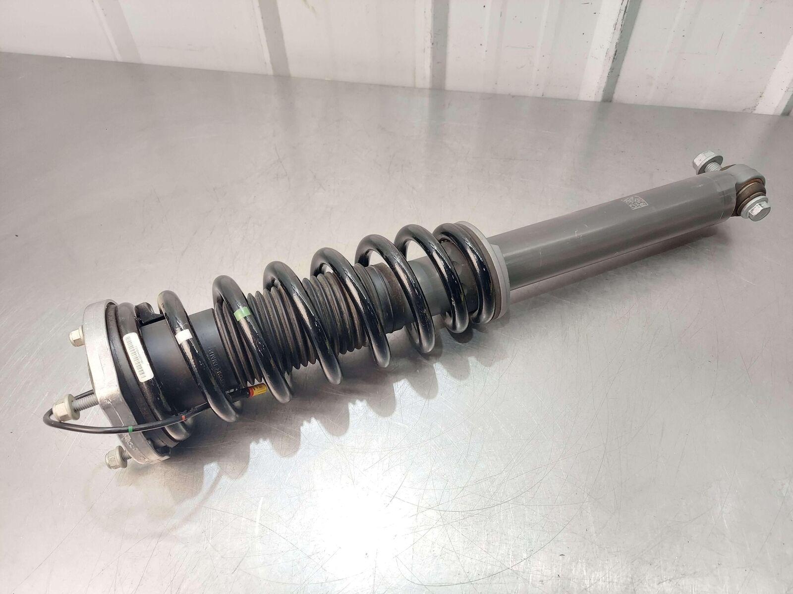 2024 ASTON MARTIN DB12 VOLANTE FRONT RIGHT SUSPENSION STRUT SHOCK ELECTRONIC