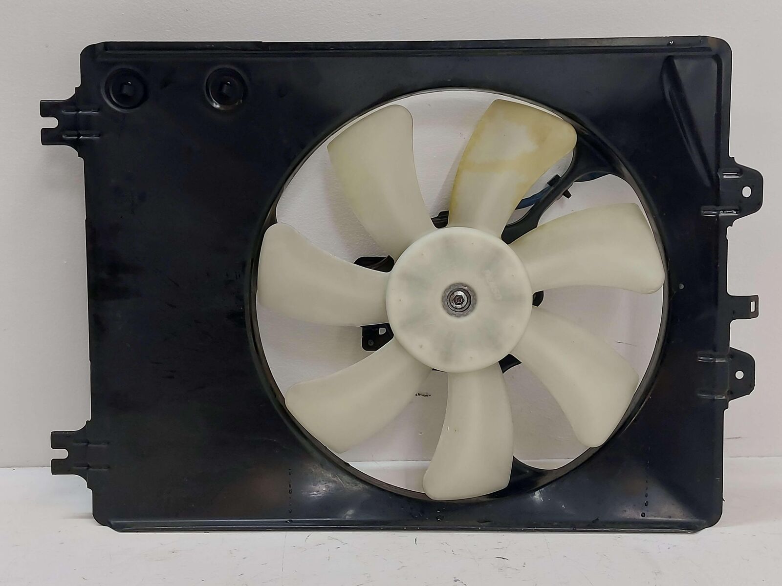 10-13 ACURA MDX RH RIGHT COOLING CONDENSER FAN W/ MOTOR 38616RYEA11 38611RYEA01