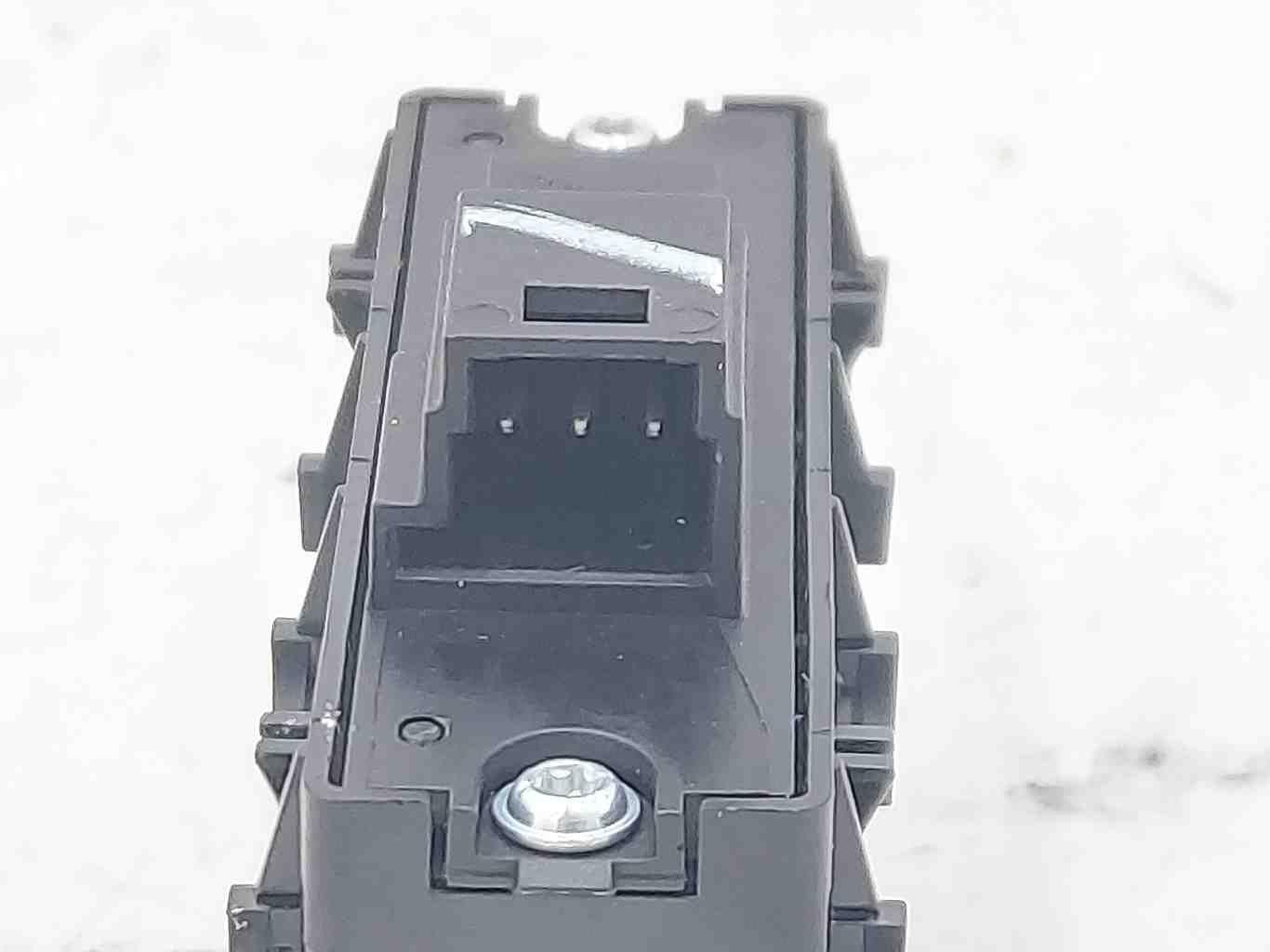 2018 Mercedes GLE63s Front Door Switch Rh Right Power Lock A2049058502 94K KM