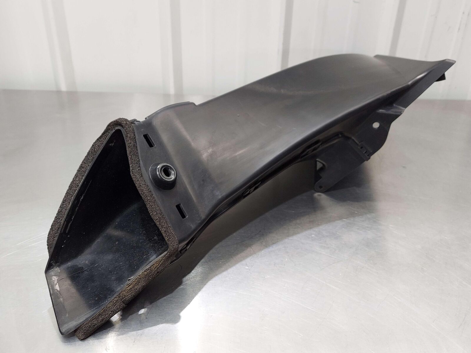 2023 McLaren Artura RH Right Quarter Panel Cooling Duct Intake 16AC776CP