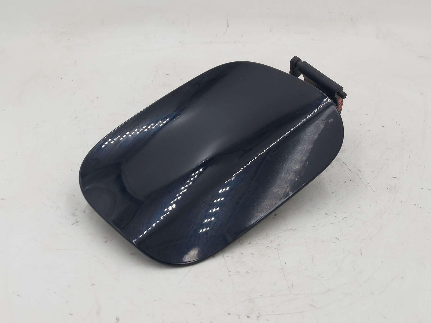 12-18 Mercedes W218 CLS63S AMG FUEL TANK DOOR OBSIDIAN BLACK 2187570006