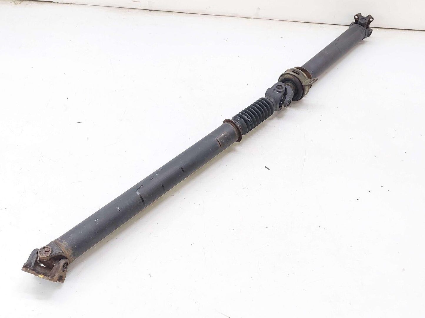 16-23 TOYOTA TACOMA REAR DRIVE SHAFT A/T 4X4 CREW CAB 5' SHORT BOX 3710004440