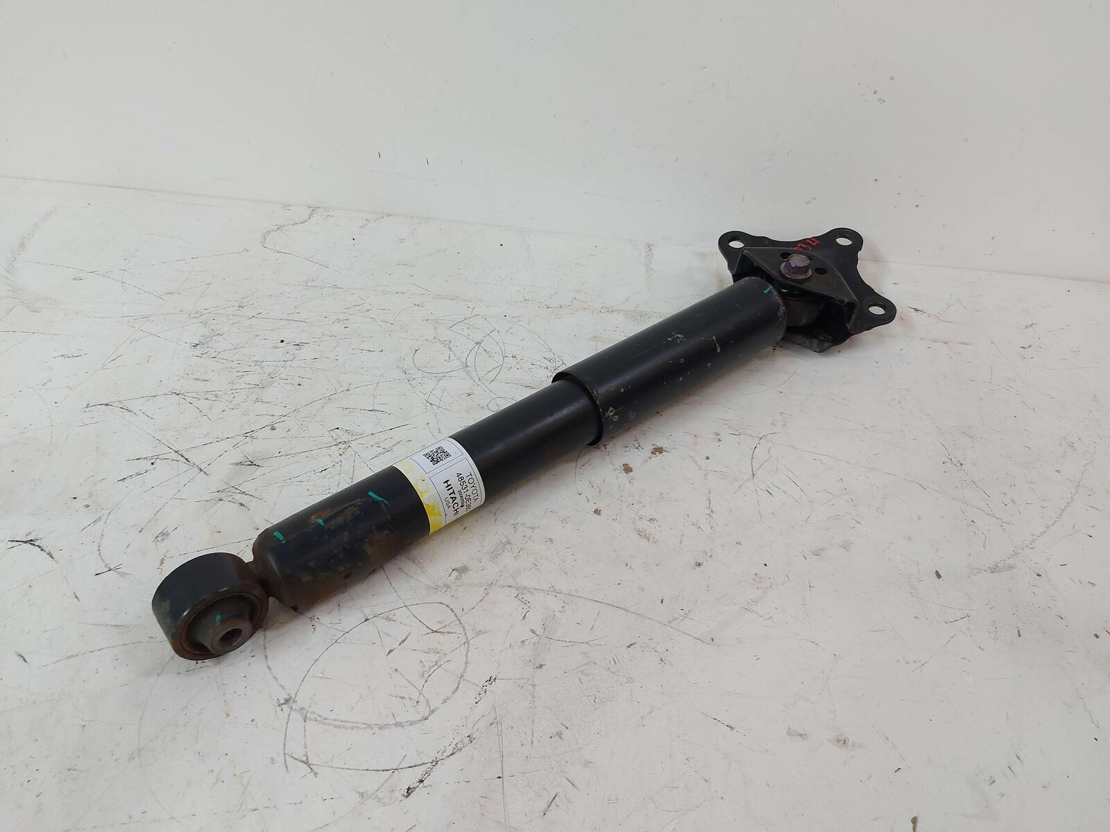 2020 Toyota Highlander Rear RH Right Shock Absorbers *Rust* 48531-0E360 70K KMS