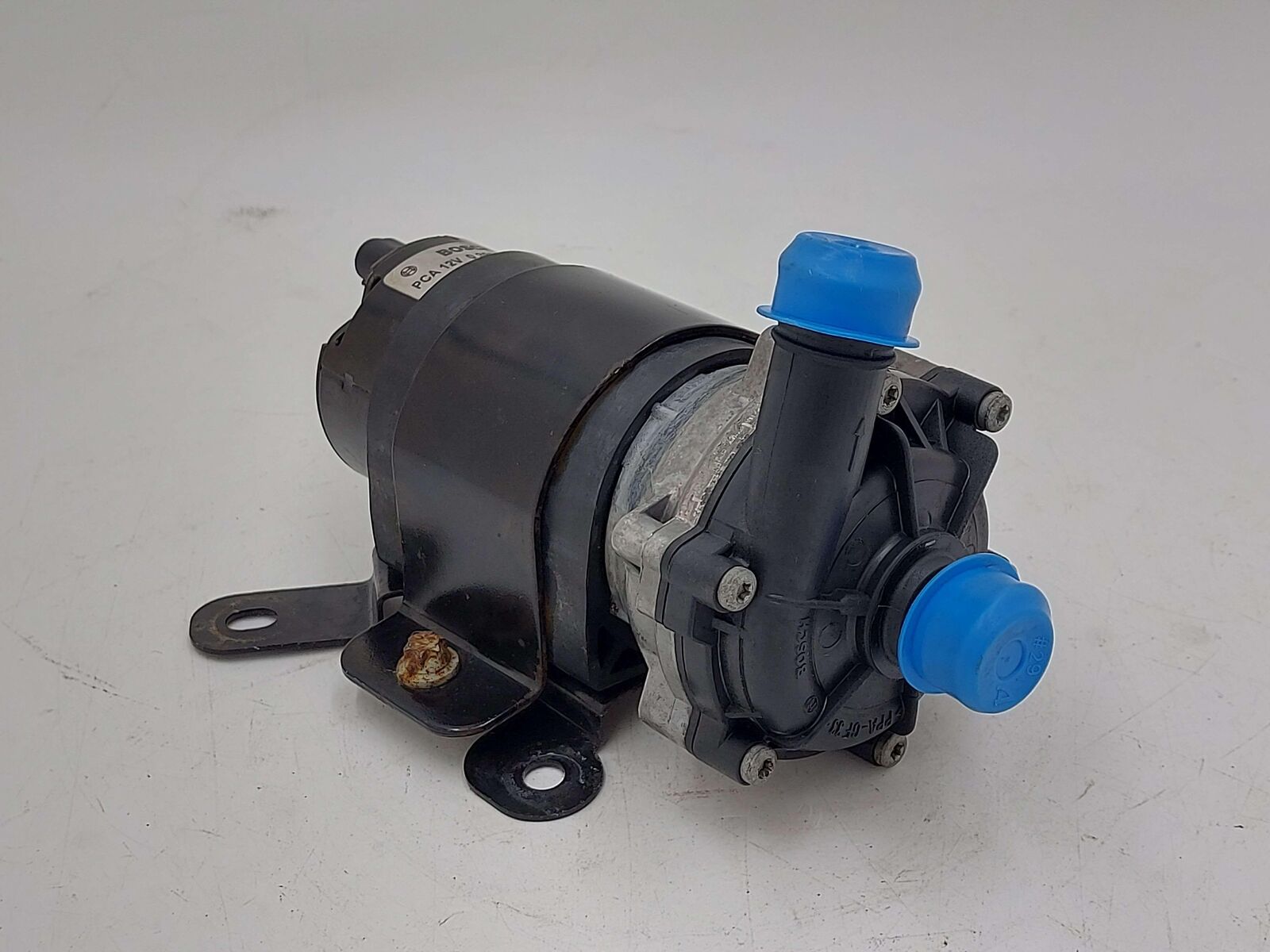 13-16 Mercedes GL63 Class Coolant Water Pump 0392022010 166 Type 143K KMS