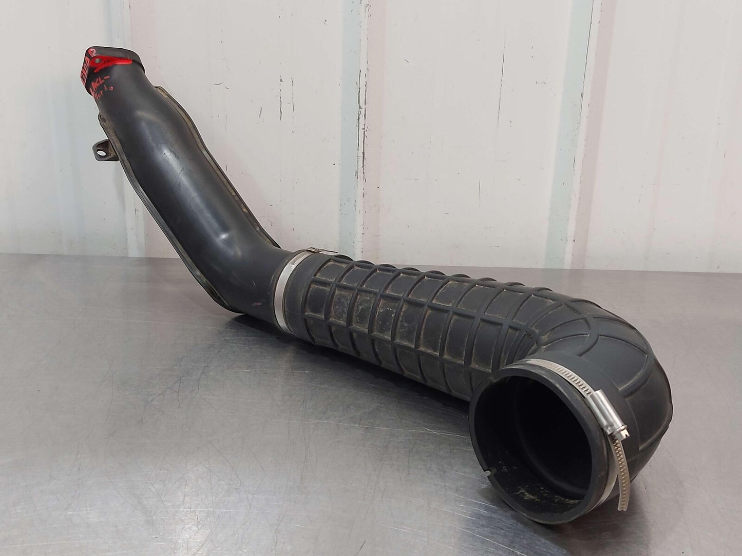 2021 FERRARI ROMA F169 HOSE RIGHT AIR CLEANER TO TURBO HOSE PIPE 876093 21882