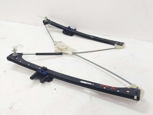 15-19 PORSCHE MACAN S 95B FRONT RIGHT DOOR WINDOW GLASS REGULATOR 95B837462