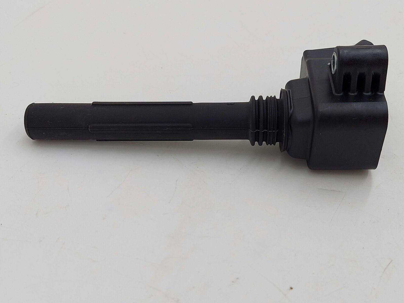 2023 McLaren Artura Ignitor Ignition Coil Pack 16FB077CP 3K KM #1