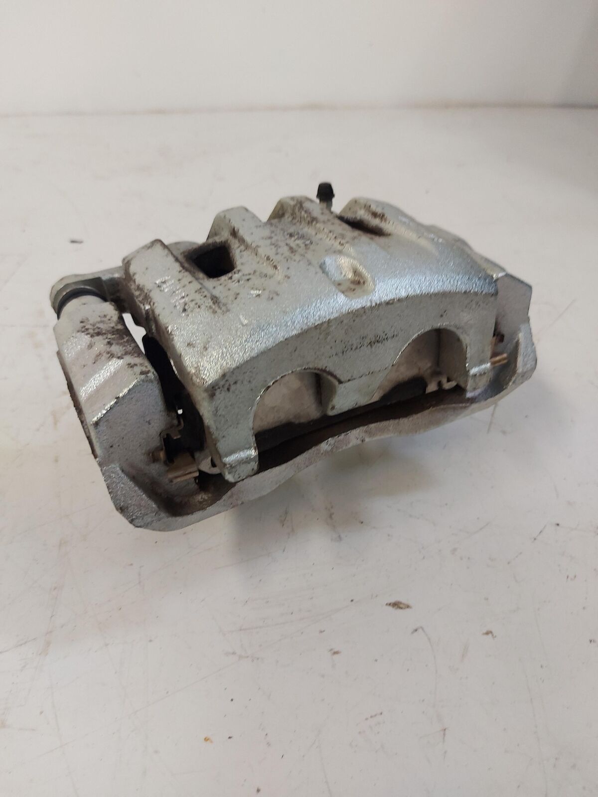 20-22 TOYOTA HIGHLANDER FRONT LH Left Caliper 22K KM'S