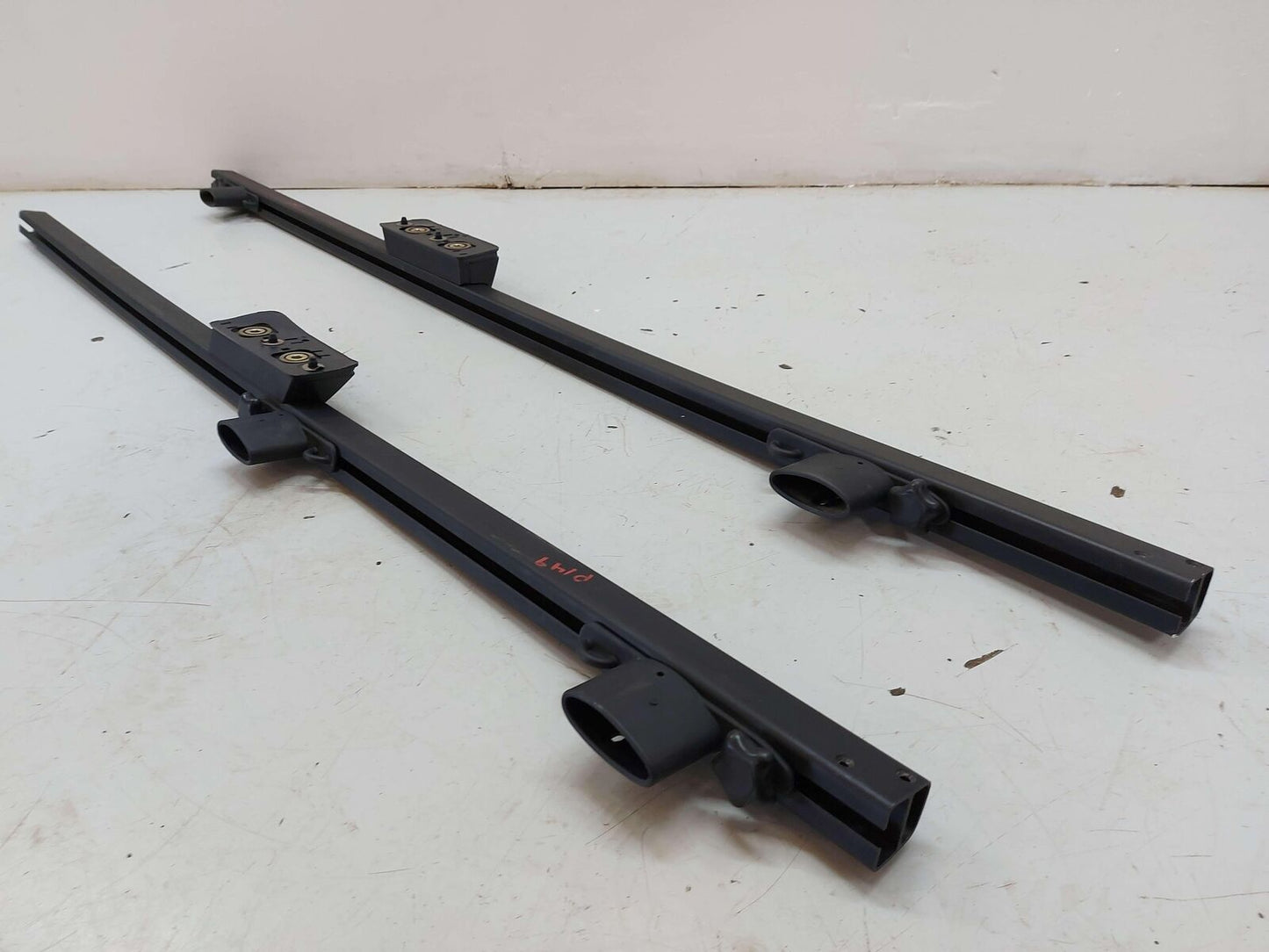 08-22 TOYOTA SEQUOIA ROOF RACK RAILS 69485-0C020 63484-0C020