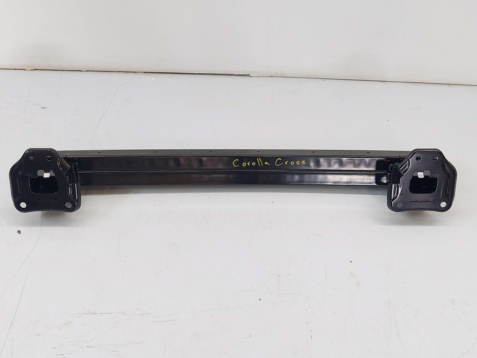 22 TOYOTA COROLLA CROSS REAR BUMPER REINFORCEMENT IMPACT CRASH BAR 520230A010